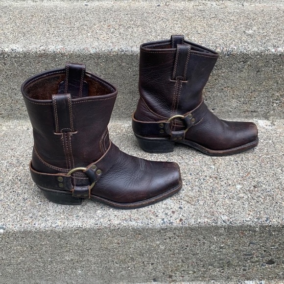 FRYE Womens Harness 8R Mid Calf Boot Black 9.5 M US